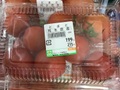 トマト 215円(税込)