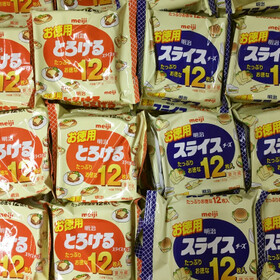 お徳用スライス・とろけるチーズ 278円(税抜)