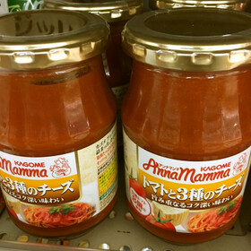 アンナマンマ トマトと3種のチーズ 294円(税抜)