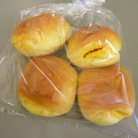 ミニたまごパン 118円(税抜)