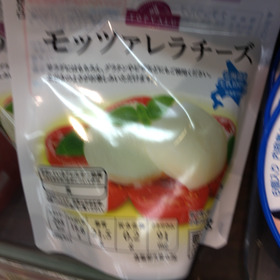 モッツアレラチーズ 278円(税抜)