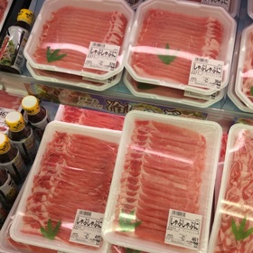 国産豚肉ロースしゃぶしゃぶ用 198円(税抜)