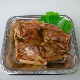 鶏ももチキンステーキ用（バジルソース）解凍 78円(税抜)