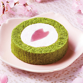 桜と抹茶のロールケーキ 210円(税込)