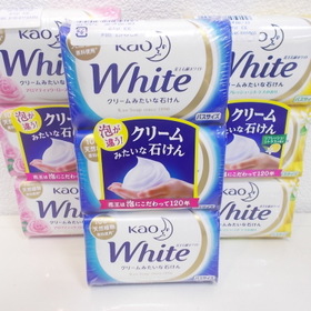 ホワイトバスサイズ各種 81円(税抜)