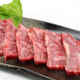 牛肉ばらカルビ味付焼肉用（解凍） 138円(税込)