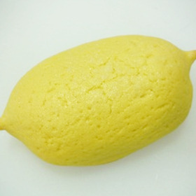 レモンパン（地中海産レモン果汁使用） 140円(税抜)