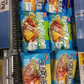 涼麺 178円(税抜)