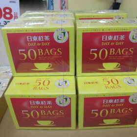 紅茶　ＤＡＹ＆ＤＡＹ 158円(税抜)