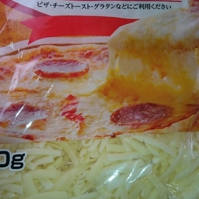 とろけるミックスチーズ 398円(税抜)