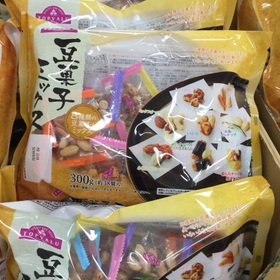豆菓子ミックス 398円(税抜)