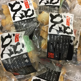 杵つきおかき  塩味  醤油味 118円(税抜)