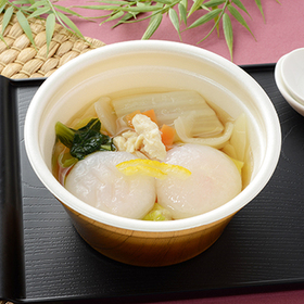 カニカマと枝豆のこんにゃく包み和風スープ 399円(税込)