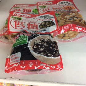 豆畑低糖煮豆〈各種〉 138円(税抜)
