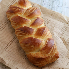 【ベーカリー】麦のパン 240円(税抜)
