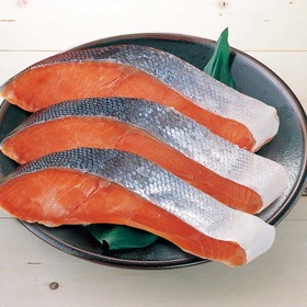 定塩銀鮭切身（養殖） 98円(税抜)