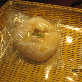 明太チーズパン 130円(税抜)