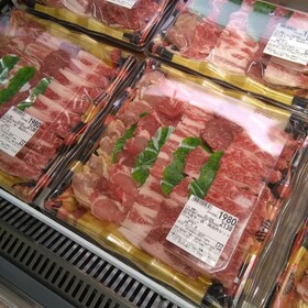 牛・豚・鶏焼肉セット 1,980円(税抜)