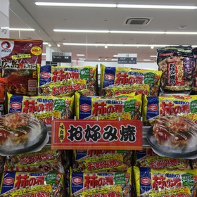亀田　柿の種お好み焼き味 197円(税抜)