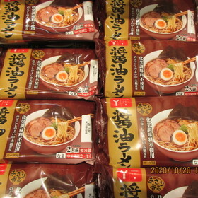 醤油ラーメン 198円(税抜)