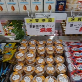 新鮮卵の焼プリン 88円(税抜)
