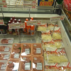 お肉屋さんのジューシーハンバーグ 380円(税抜)