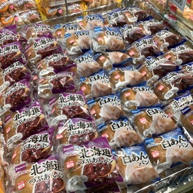 北海道つぶあんパン 77円(税抜)