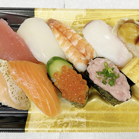選べる握り寿司（味付イクラ１カンプラス） 540円(税込)