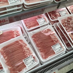豚ロース肉うすぎり 191円(税込)