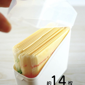 ★バターケース＆チーズケース☆ 110円(税込)