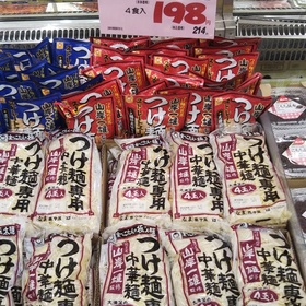 つけ麺専用中華麺 214円(税込)