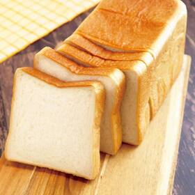 【ベーカリー】小麦の極み食パン 170円(税込)