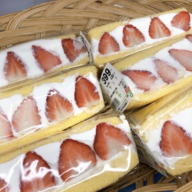 苺のフルーツサンド 430円(税込)