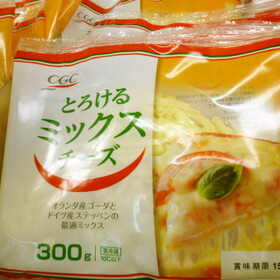 とろけるミックスチーズ 397円(税抜)
