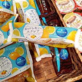 爽やかレモンのエクレア 130円(税込)