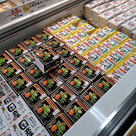 納豆豆腐各種 73円(税込)