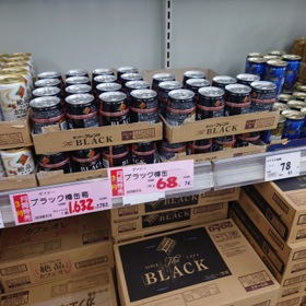 ブラック樽缶 74円(税込)