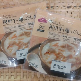 親里芋と麹のだし粥 321円(税込)