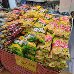 スナック菓子各種 96円(税込)