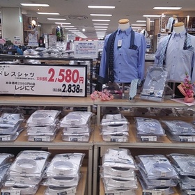 ドレスシャツ各種 2,838円(税込)