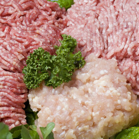 挽肉（一部解凍肉を含む） 65円(税抜)
