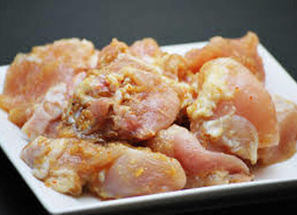 若鶏もも肉チキンステーキ用味付 127円(税込)